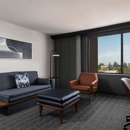 Courtyard By Marriott San Diego Miramar Exterior photo