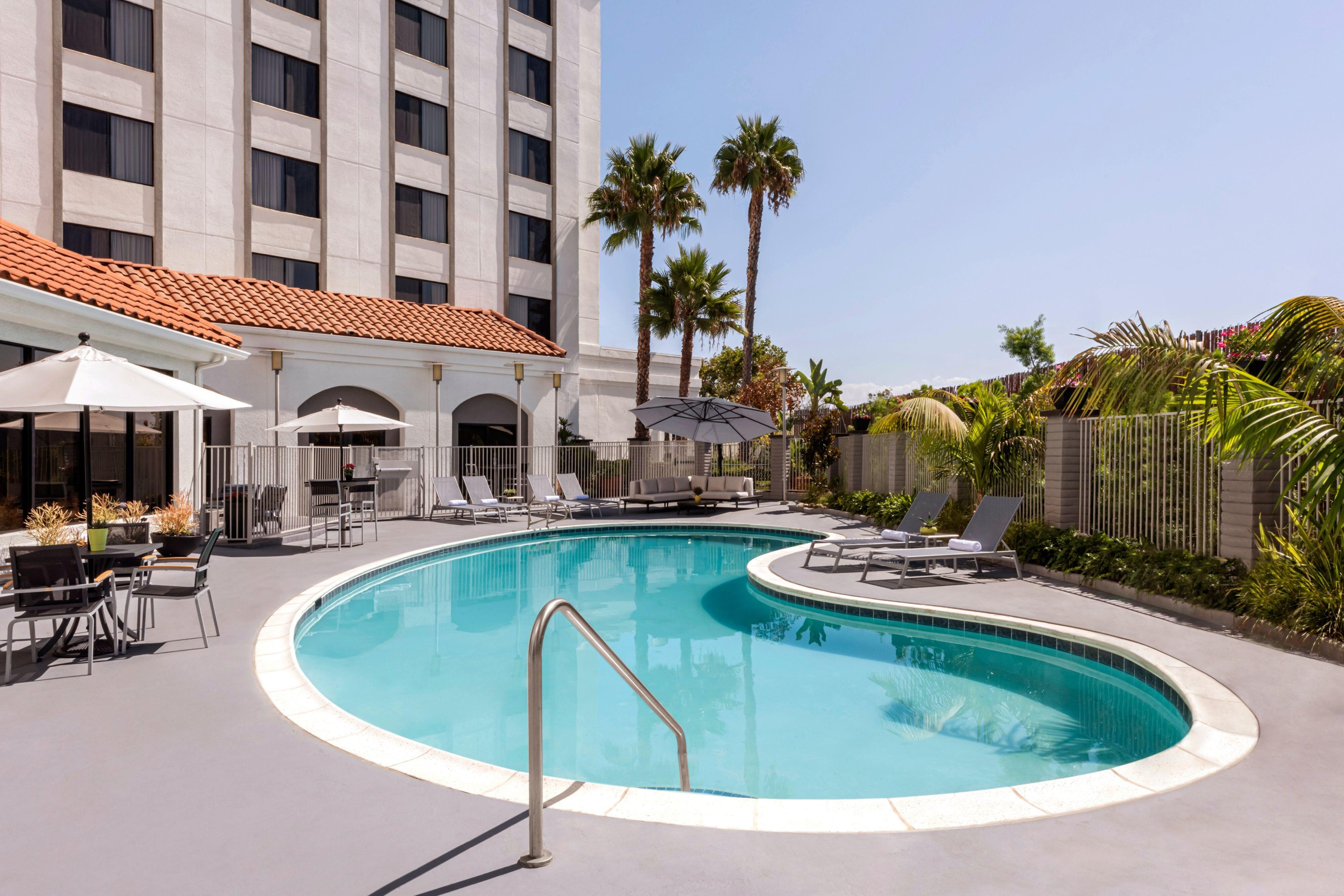 Courtyard By Marriott San Diego Miramar Exterior photo