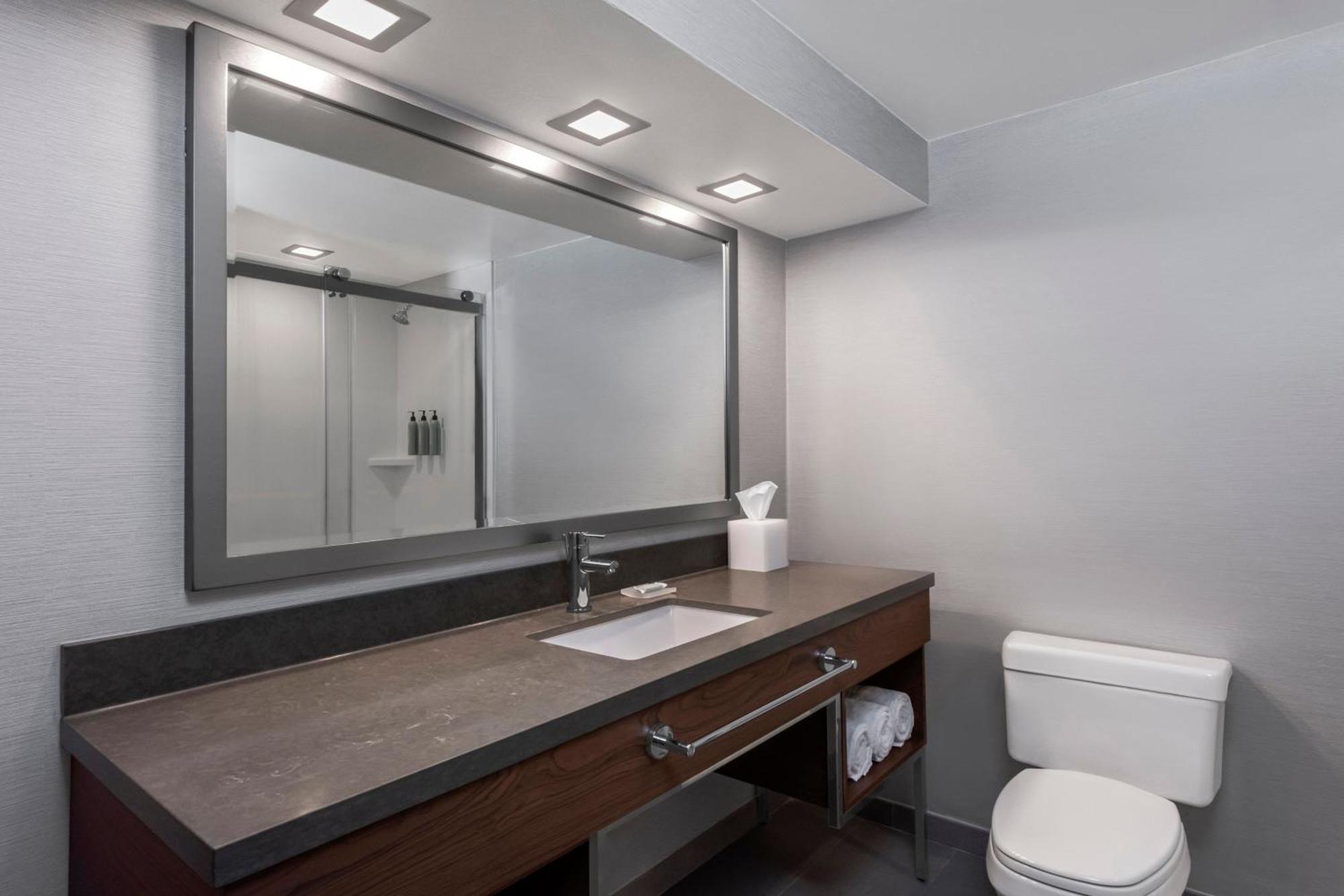 Courtyard By Marriott San Diego Miramar Exterior photo