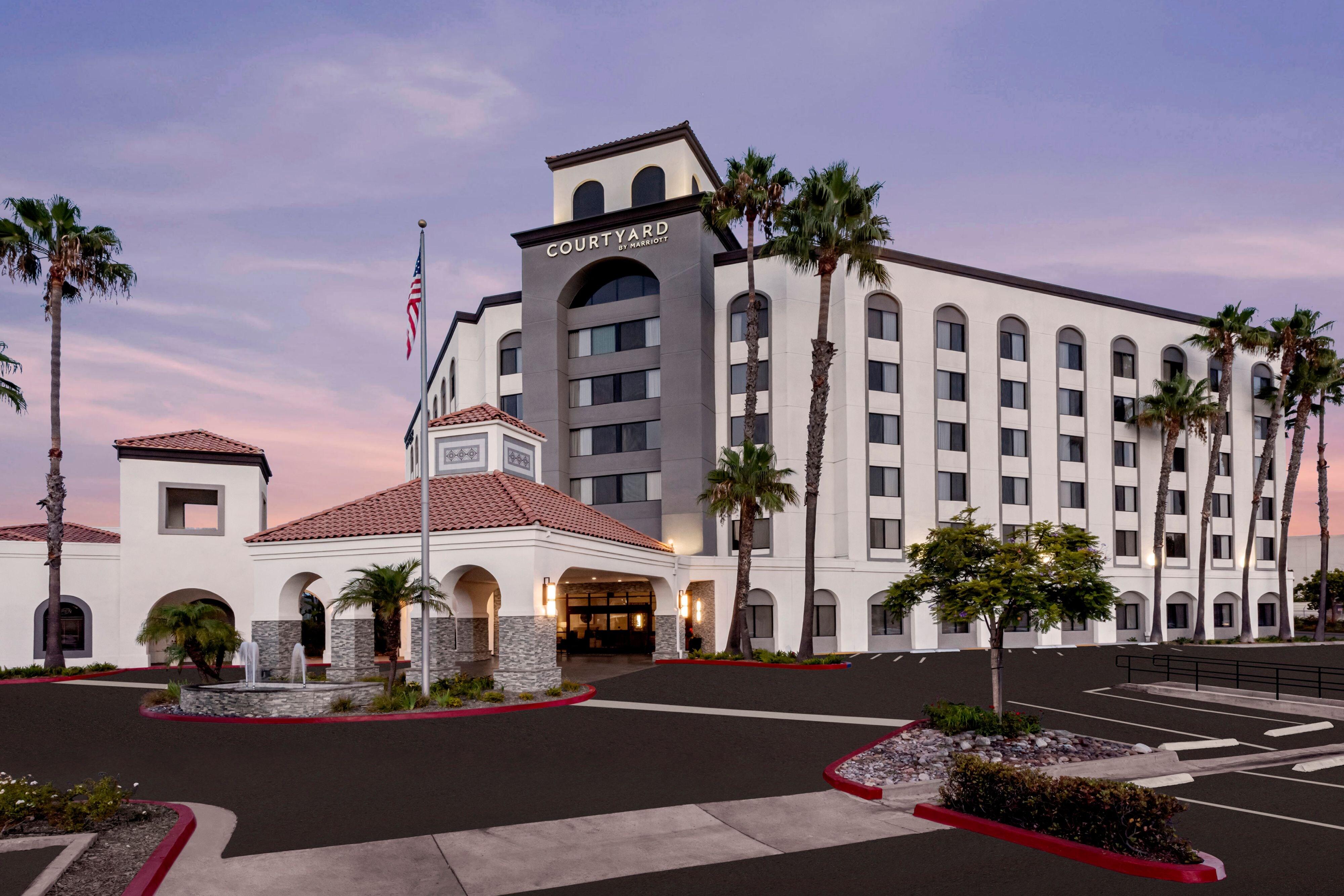 Courtyard By Marriott San Diego Miramar Exterior photo